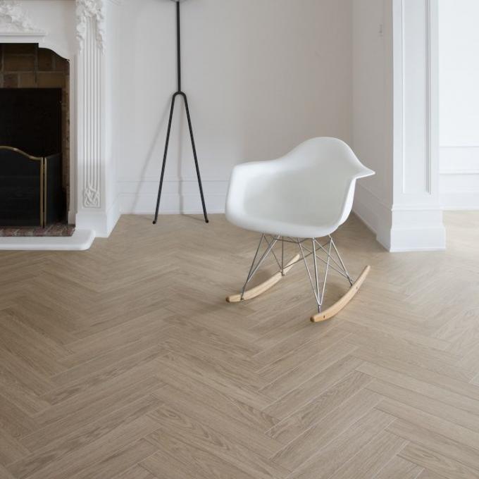 Panele Podłogowe BerryAlloc Chateau Plus Charme Light Natural B7505 AC5 8mm