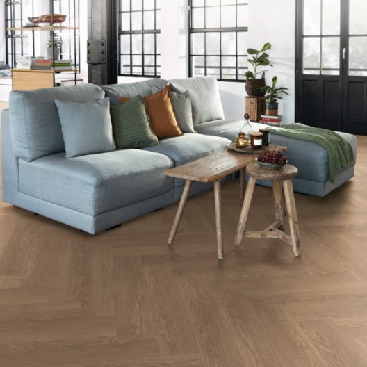 Panele podłogowe Egger NatureSense Herringbone Dąb Baronia brązowy EL2134 8mm