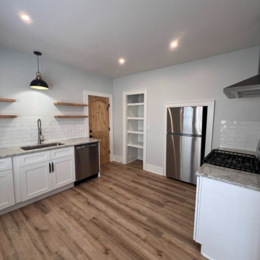 Panele winylowe Bestlaminate Vinduri Ultra Sosna Virginia BLVIH-1717U AC5 6mm