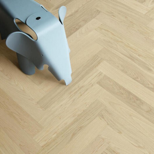 Podłoga drewniana BerryAlloc Parqwood Herringbone Oak Calm Nude 9,5mm